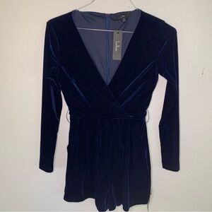 NWT Lulus Romantic Moves Navy Blue Velvet Long Sleeve Romper Size XS